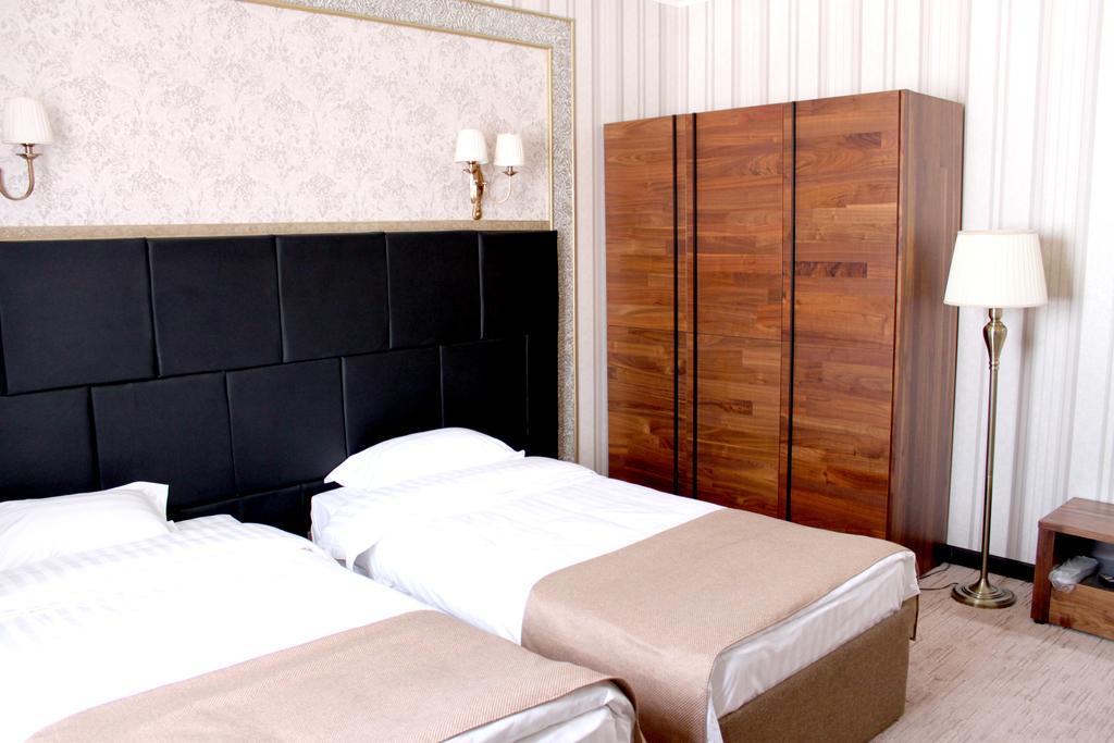 Astor Hotel & Spa Biszkek Zewnętrze zdjęcie