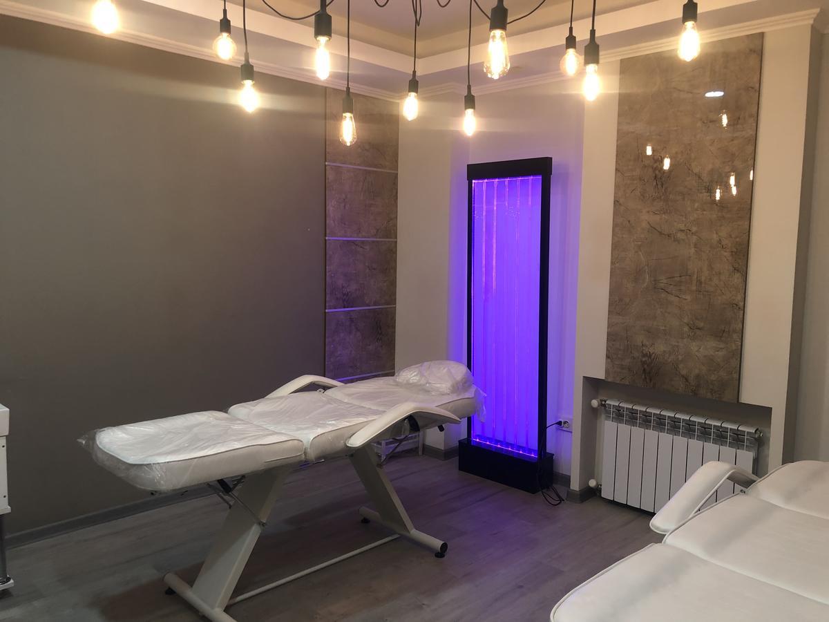 Astor Hotel & Spa Biszkek Zewnętrze zdjęcie
